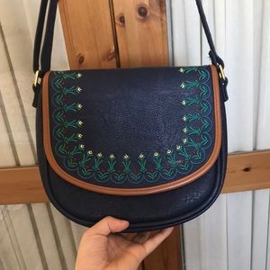 Loungefly Disney Frozen Anna Embroidered Crossbag